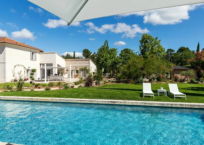 La Bastide De Damien, 5 Clefs Demeure D'Exception Et Table Remarquable Dans Le Guide Teritoria, Jacuzzi Privatif, Cuisine Etoilee Dominique Frerard